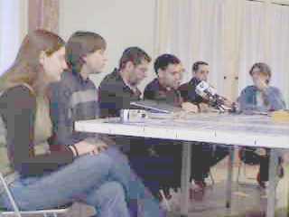 Roda de Premsa de presentació de l'Enganxat a la música.  Reus, 3-1-03.